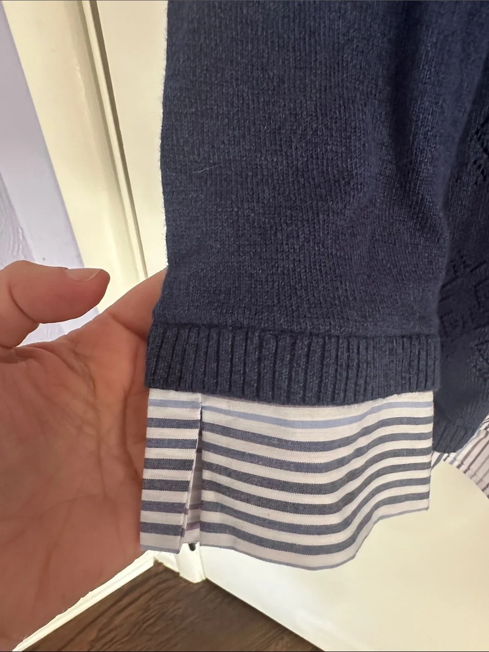 Alfred Dunner Navy Layered-Look Sweater with Striped Shirt Collar Size Medium